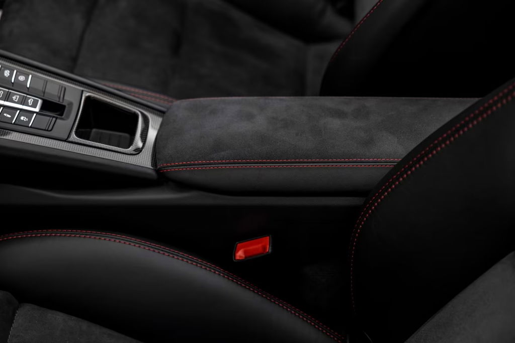 Porsche 991 Carrera 4 GTS