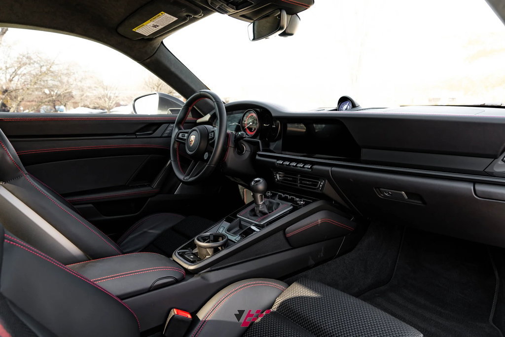 Porsche 992 Carrera T