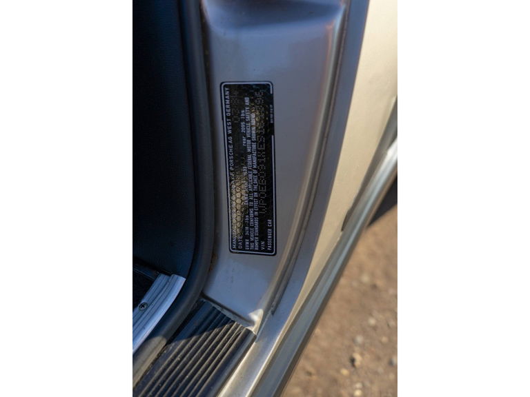 Porsche 911 Carrera 3.2 (US)