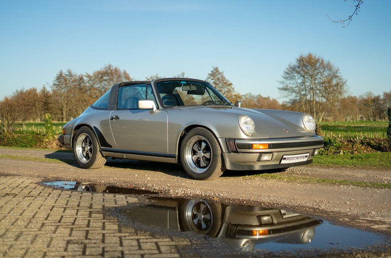 Porsche 911 Carrera 3.2 