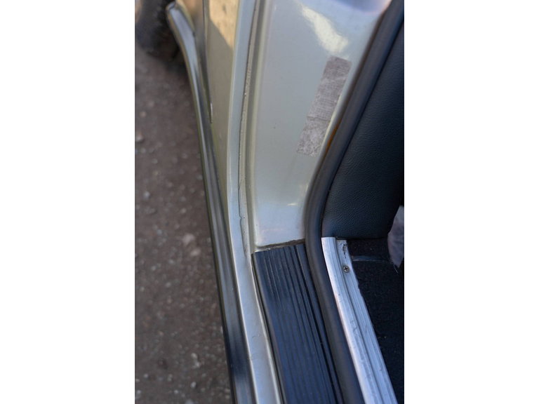 Porsche 911 Carrera 3.2 (US)