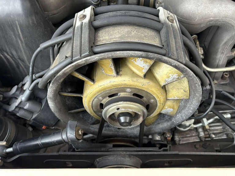 Porsche 911 Carrera 3.2