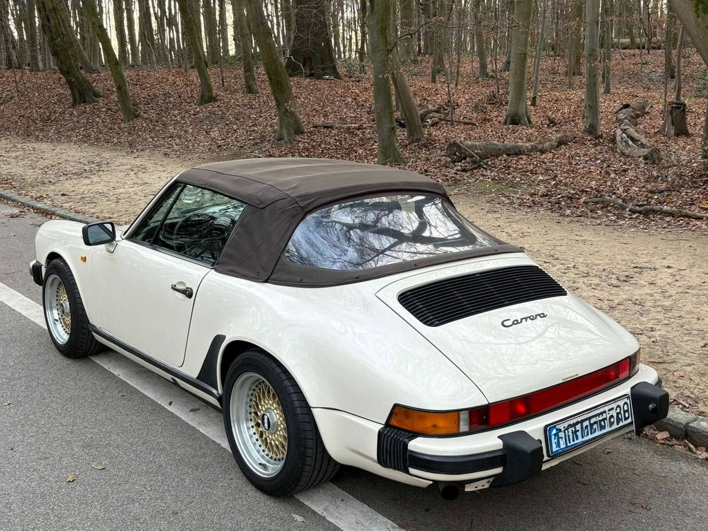 Porsche 911 Carrera 3.2