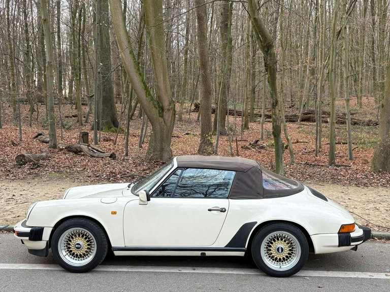 Porsche 911 Carrera 3.2