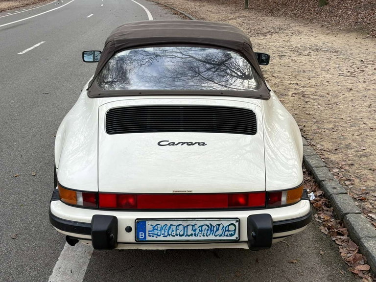 Porsche 911 Carrera 3.2