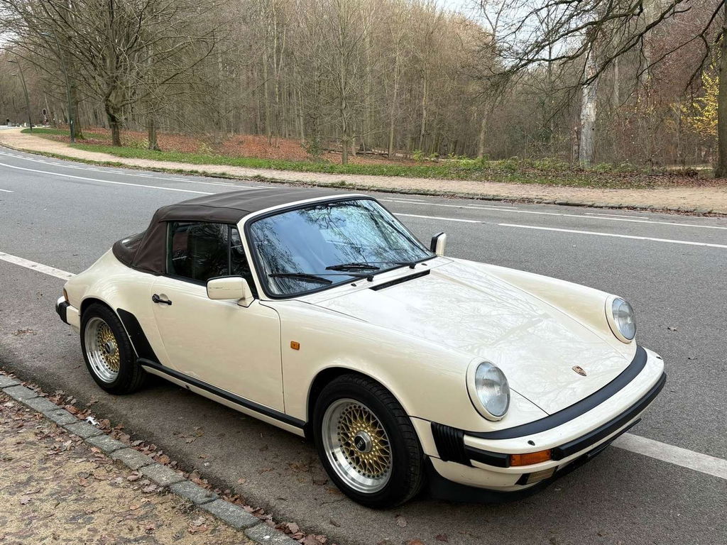 Porsche 911 Carrera 3.2