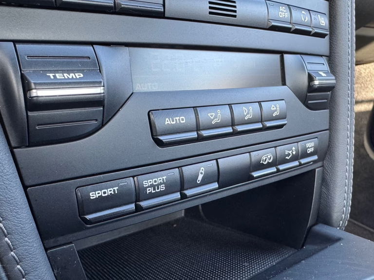 Porsche 987 Cayman S