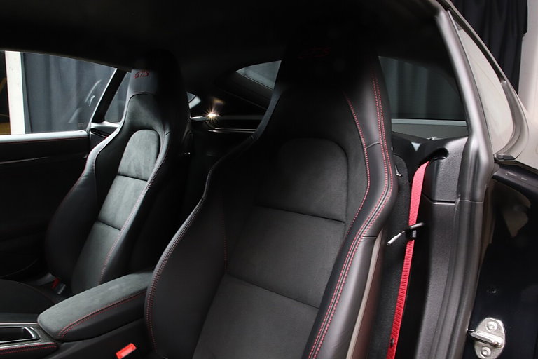 Porsche 718 Cayman GTS 4.0