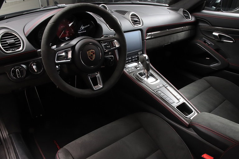 Porsche 718 Cayman GTS 4.0