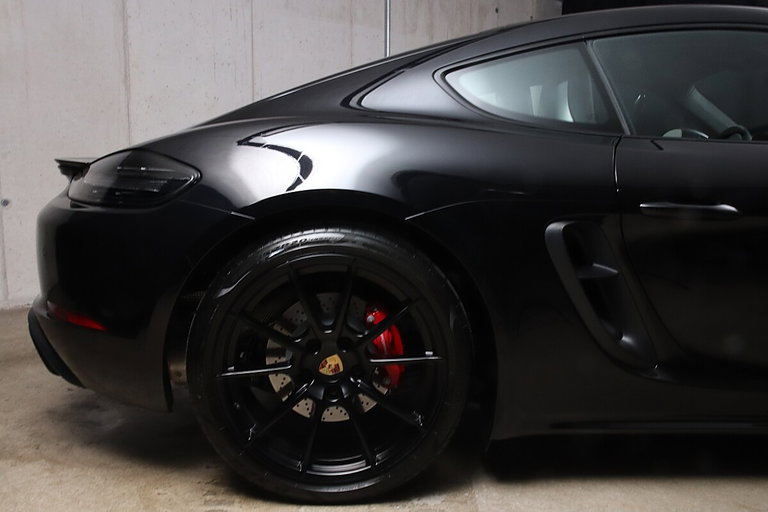 Porsche 718 Cayman GTS 4.0