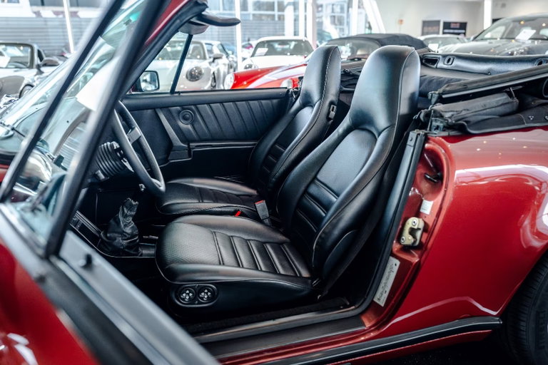Porsche 911 Carrera 3.2