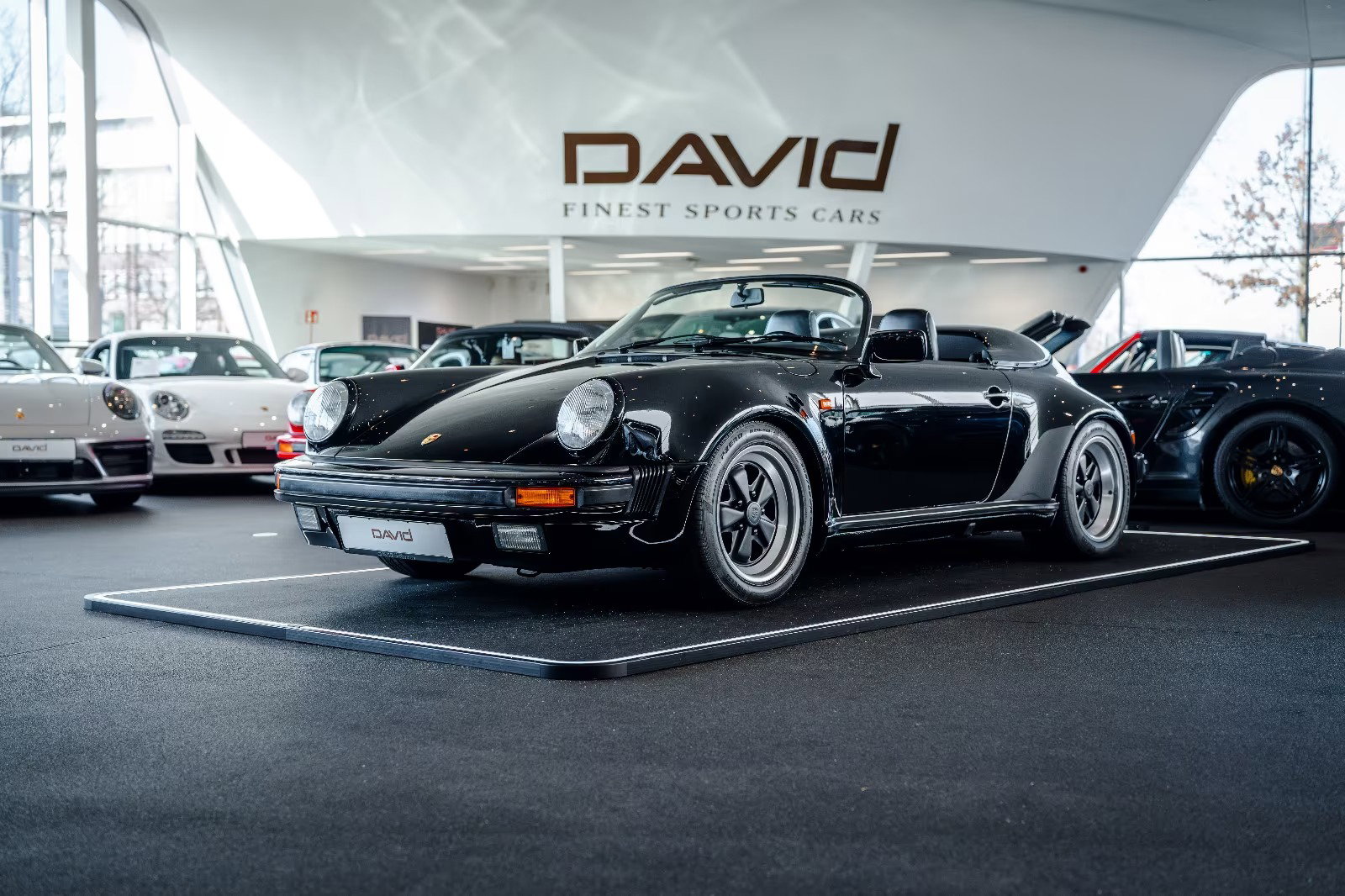 Porsche 911 Carrera 3.2 Speedster