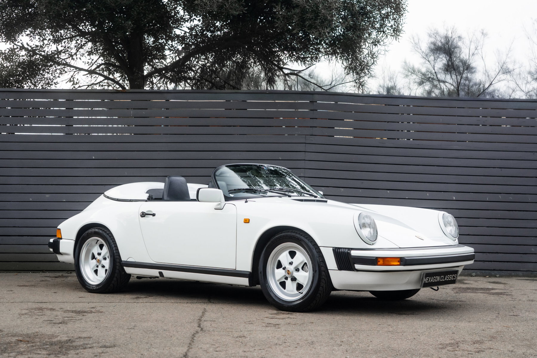 Porsche 911 Carrera 3.2 Speedster 1989 - elferspot.com