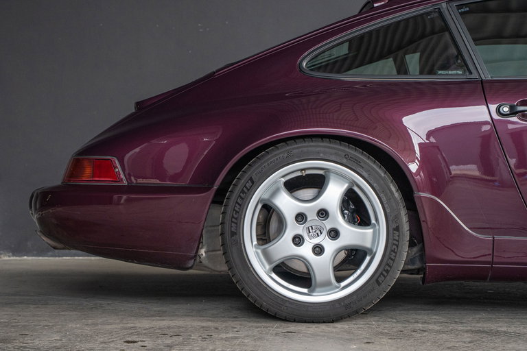 Porsche 964 Carrera 4