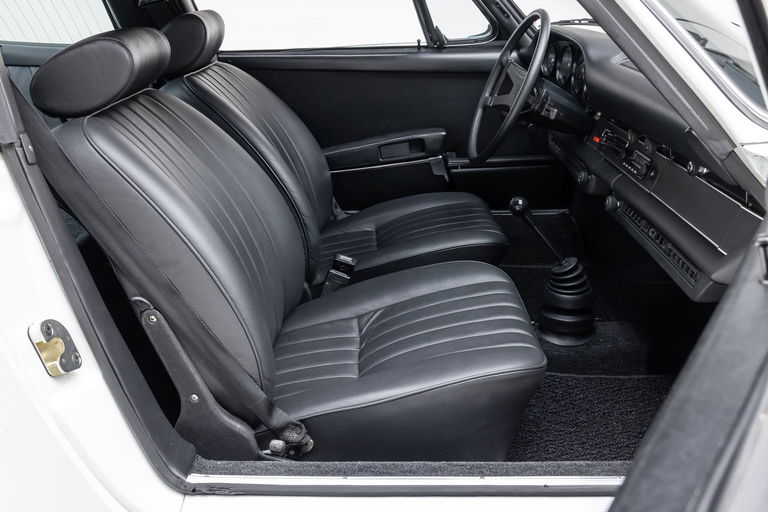 Porsche 911 S (F-Modell)