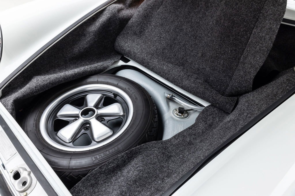 Porsche 911 S (F-Modell)