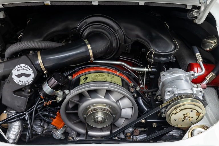 Porsche 911 S (F-Modell)