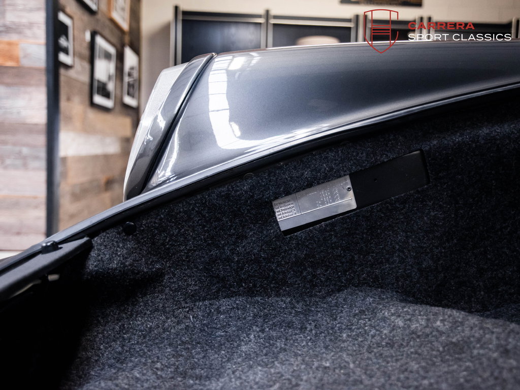 Porsche 911 Carrera 3.2 (KAT)