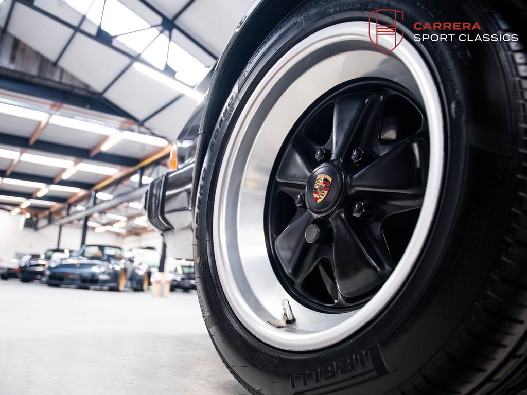 Porsche 911 Carrera 3.2 (KAT)