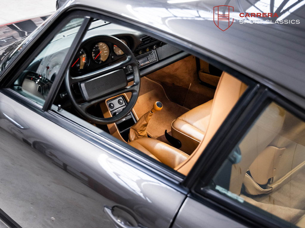 Porsche 911 Carrera 3.2 (KAT)