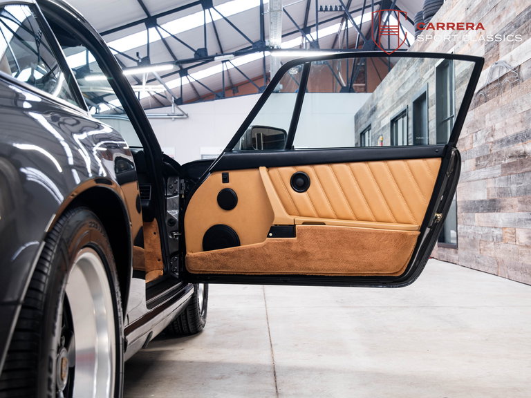 Porsche 911 Carrera 3.2 (KAT)