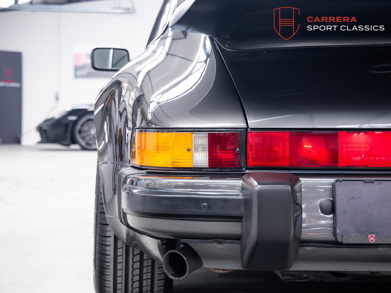 Porsche 911 Carrera 3.2 (KAT)