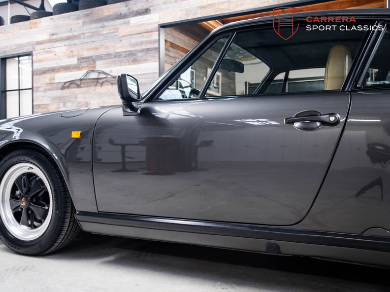 Porsche 911 Carrera 3.2 (KAT)