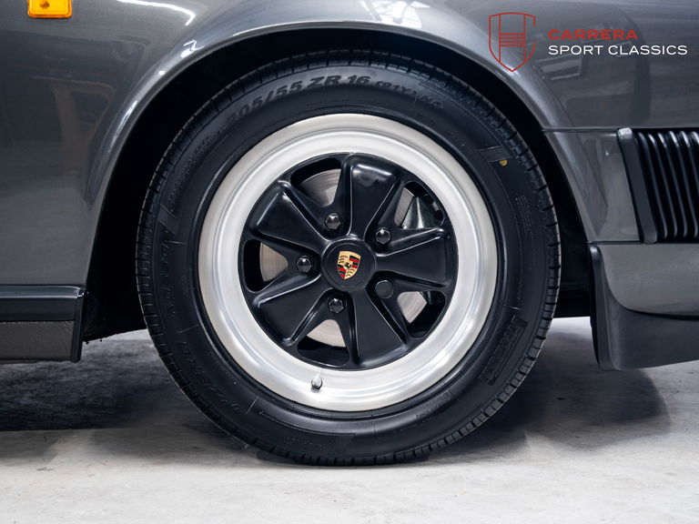 Porsche 911 Carrera 3.2 (KAT)