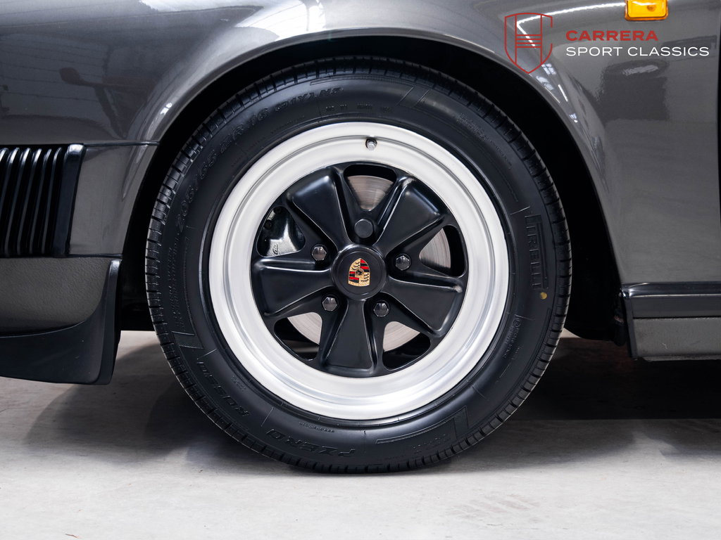 Porsche 911 Carrera 3.2 (KAT)