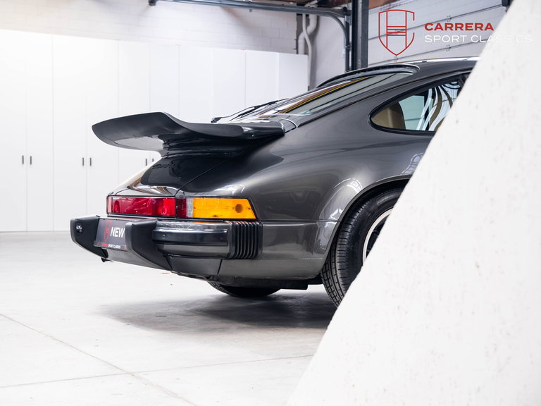 Porsche 911 Carrera 3.2 (KAT)