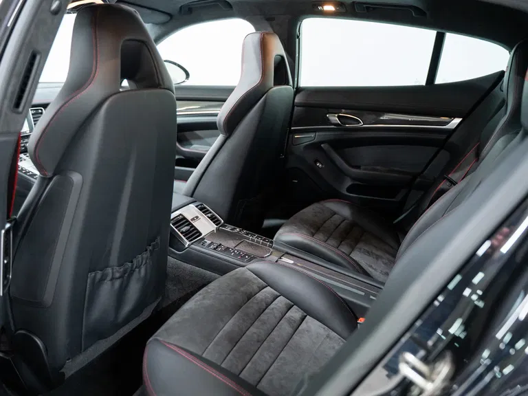 Porsche Panamera GTS