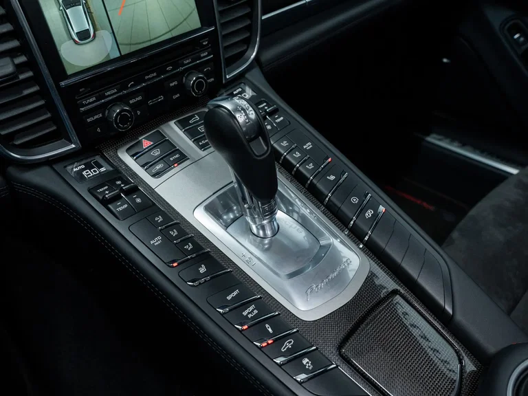 Porsche Panamera GTS