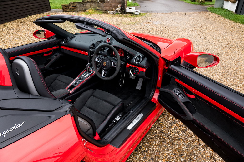 Porsche 718 Spyder