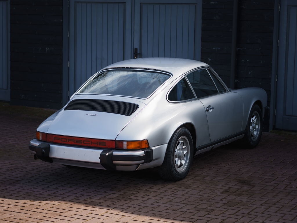 Porsche 911 „25 Jahre Jubiläumsmodell“