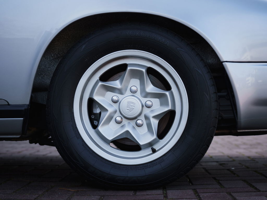 Porsche 911 „25 Jahre Jubiläumsmodell“