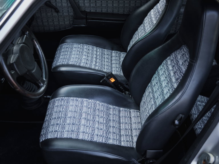 Porsche 911 „25 Jahre Jubiläumsmodell“