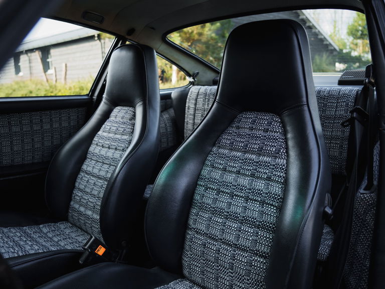 Porsche 911 „25 Jahre Jubiläumsmodell“