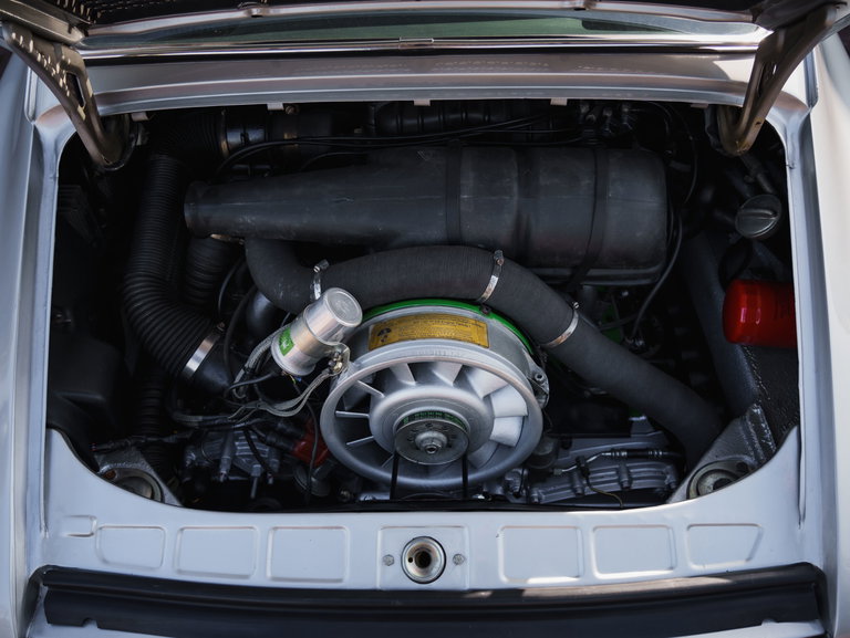 Porsche 911 „25 Jahre Jubiläumsmodell“