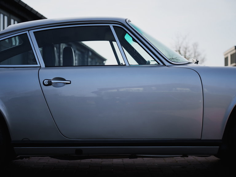 Porsche 911 „25 Jahre Jubiläumsmodell“