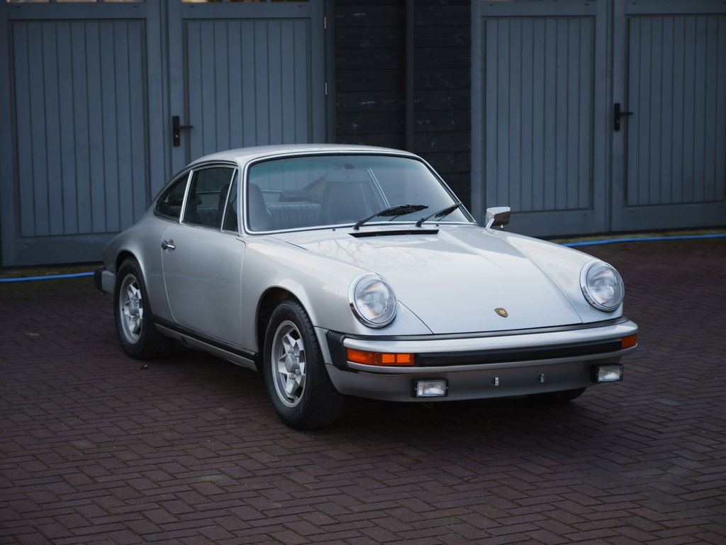 Porsche 911 „25 Jahre Jubiläumsmodell“