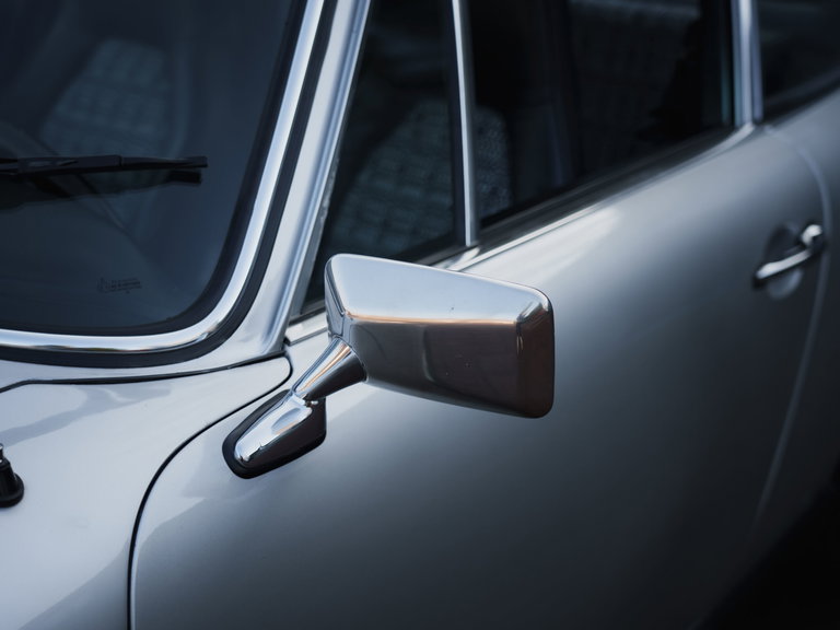 Porsche 911 „25 Jahre Jubiläumsmodell“