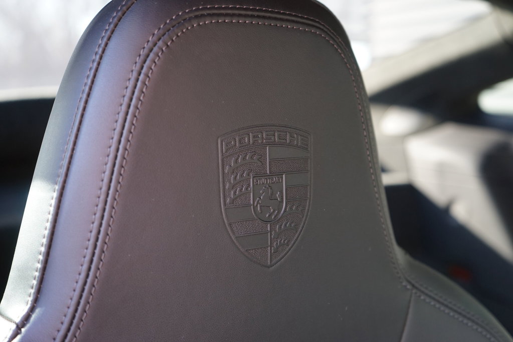 Porsche 992 GT3 Touring