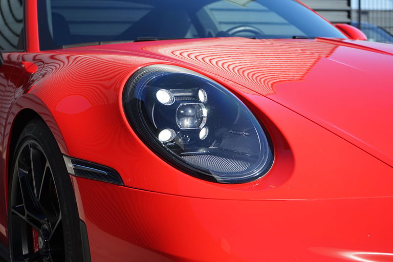 Porsche 992 GT3 Touring