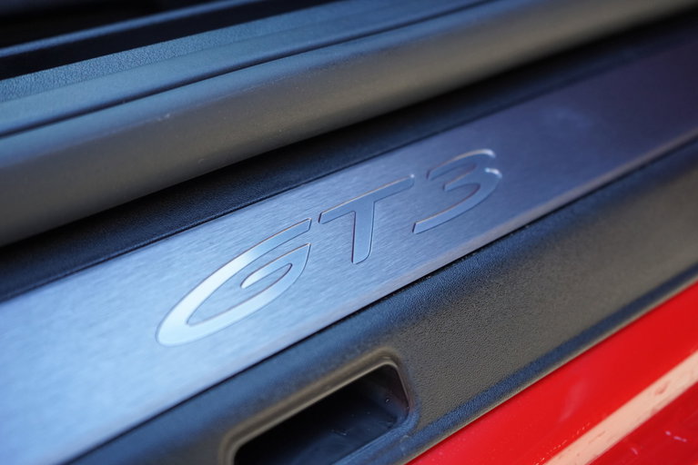 Porsche 992 GT3 Touring