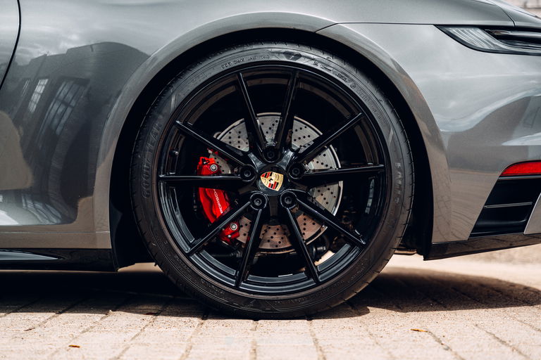 Porsche 992 Carrera 4S