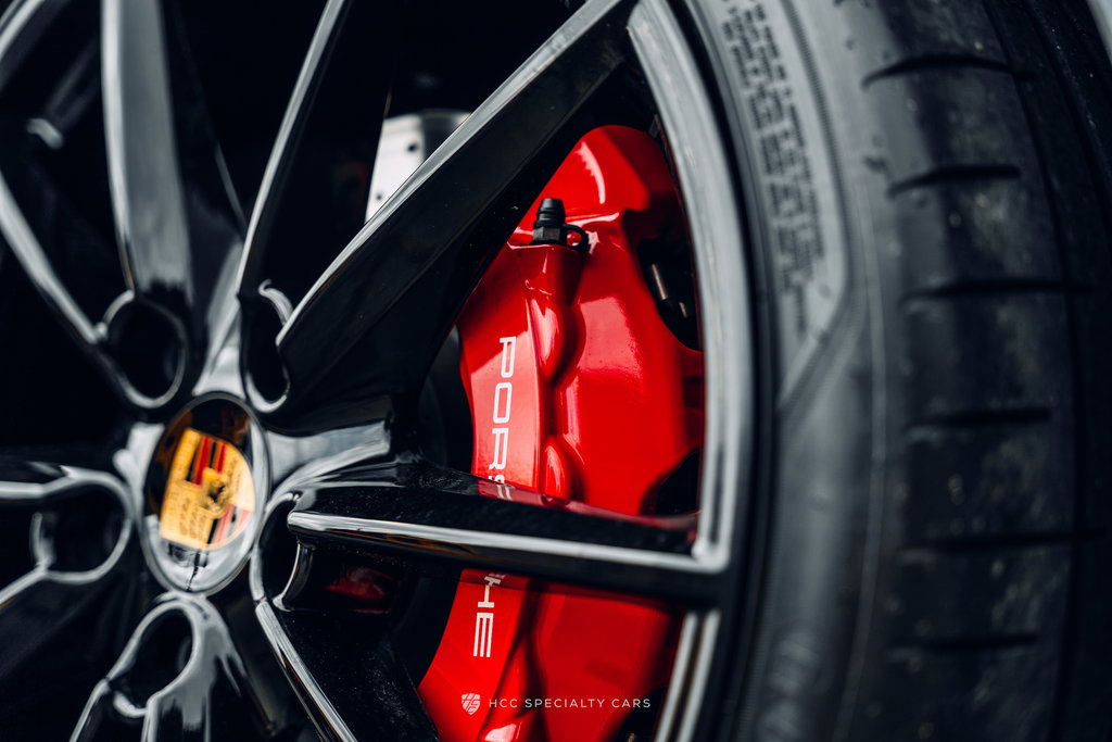 Porsche 992 Carrera 4S