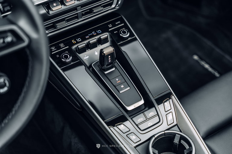 Porsche 992 Carrera 4S