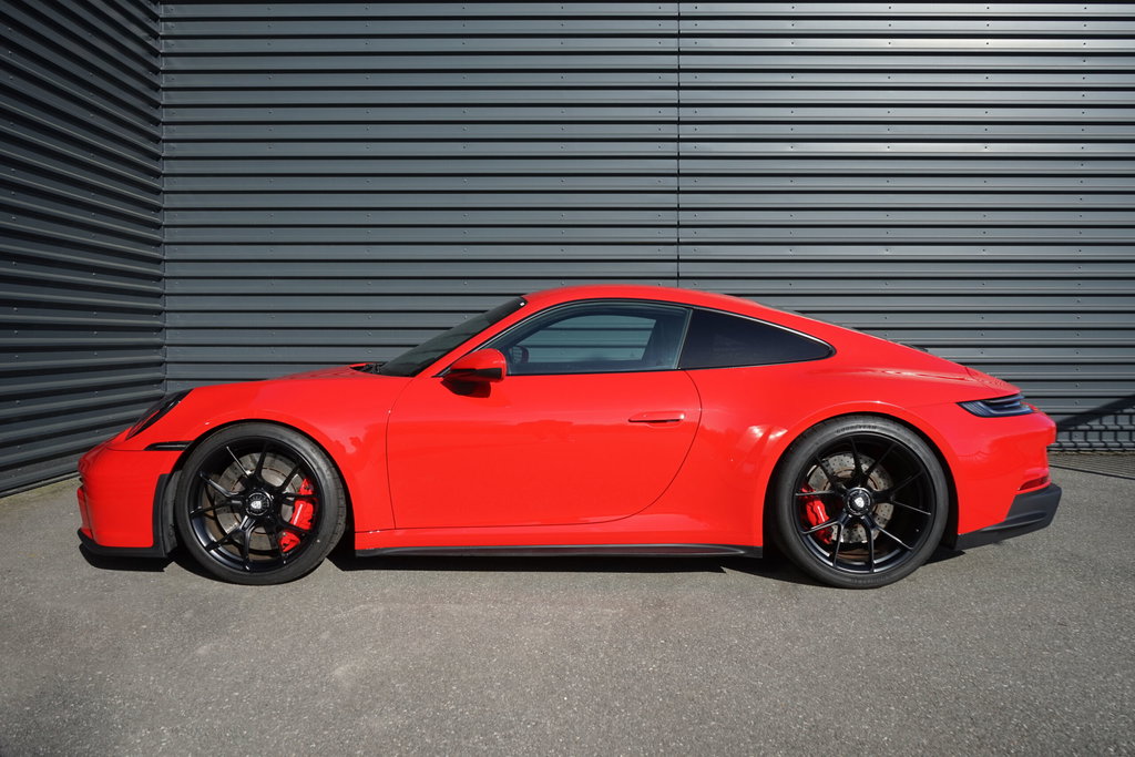 Porsche 992 GT3 Touring