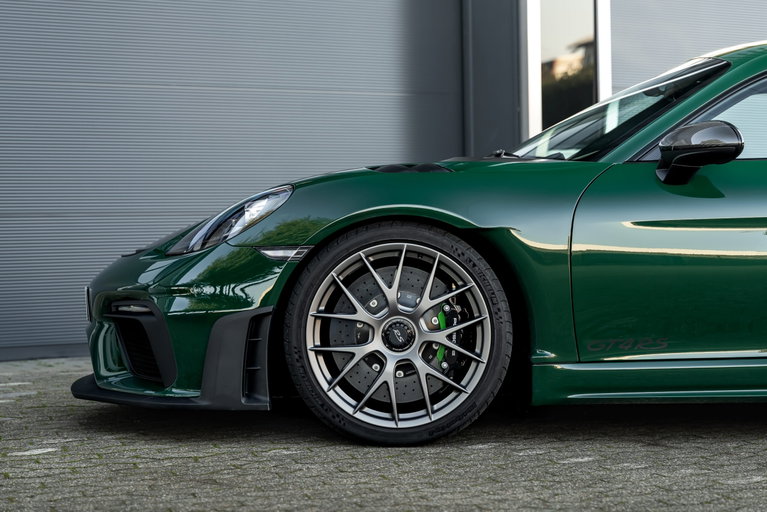 Porsche 718 Cayman GT4 RS