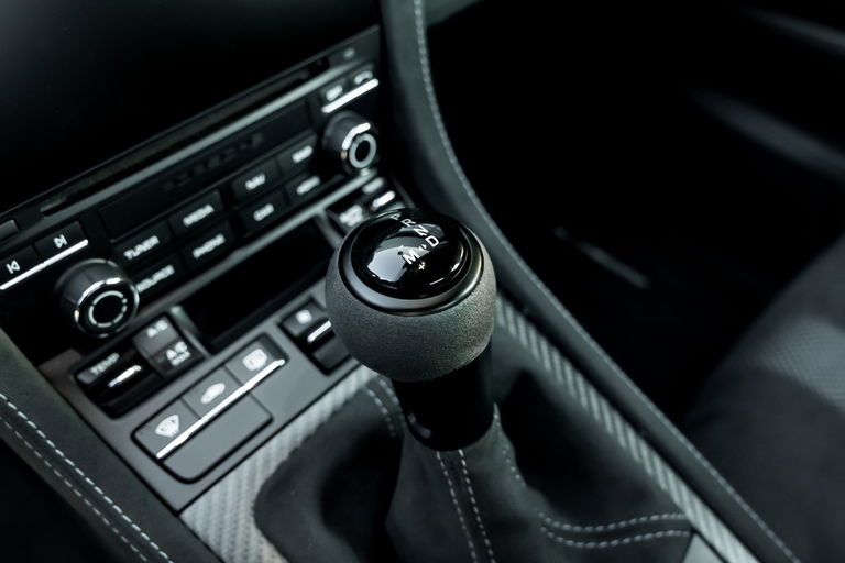 Porsche 718 Cayman GT4 RS